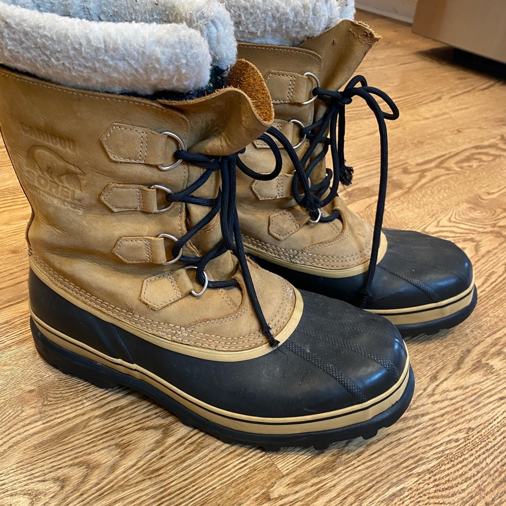 Sorel Tan and Black Insulated Boots